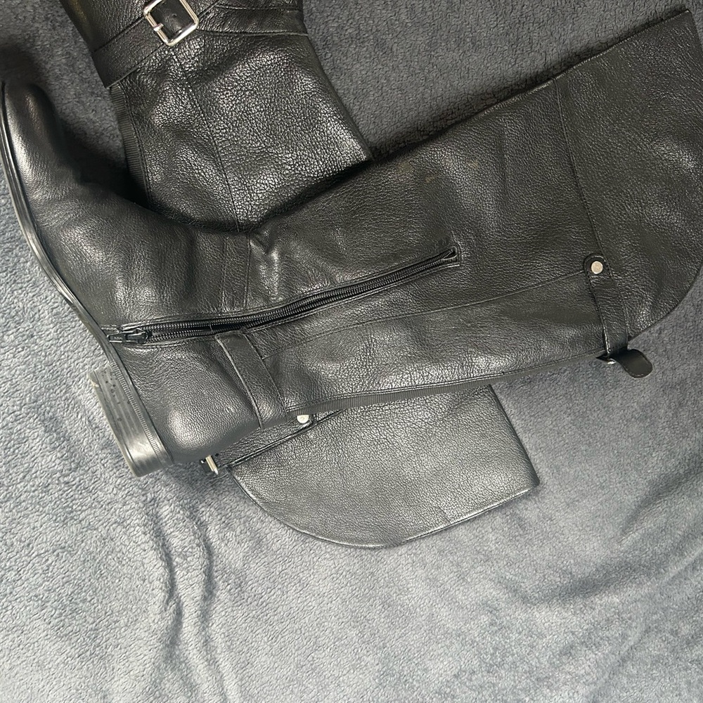 Natulizer boots, size 10, black leather boots